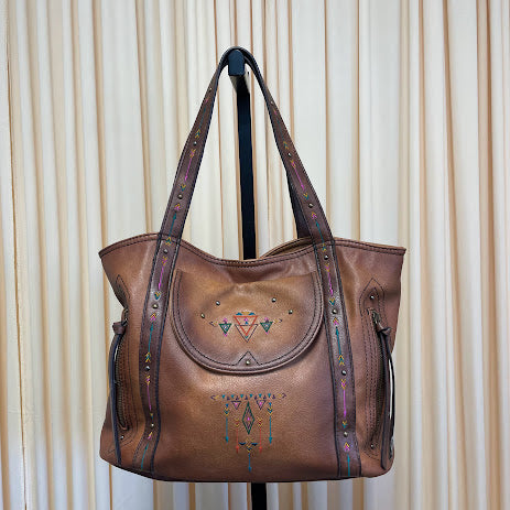 Shoulder CatchFly Studio