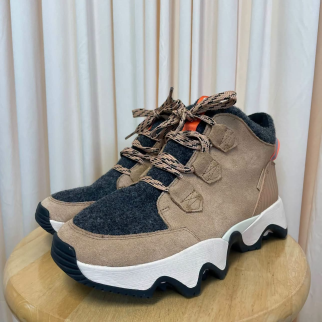 Boots Sorel Size 8.5