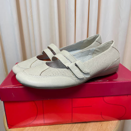 Flats Aerosoles Size 7.5