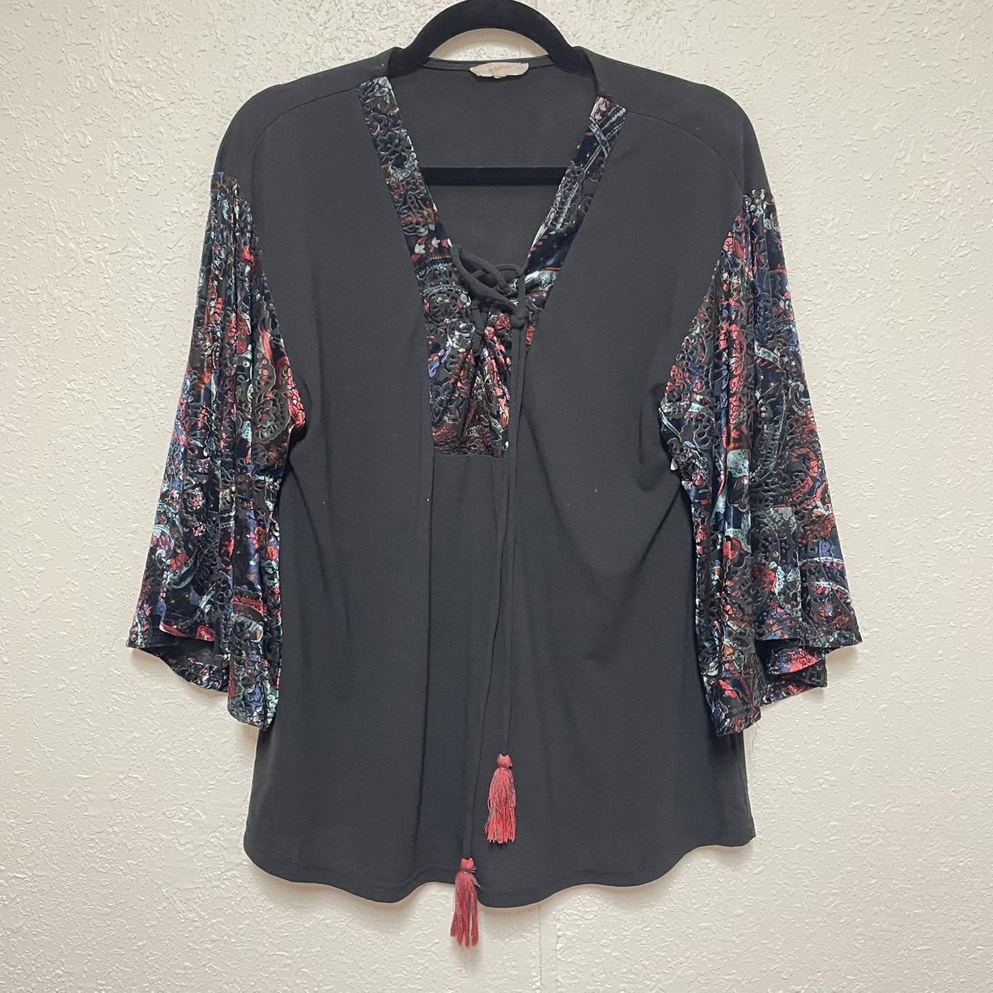 Top mystree Size Small