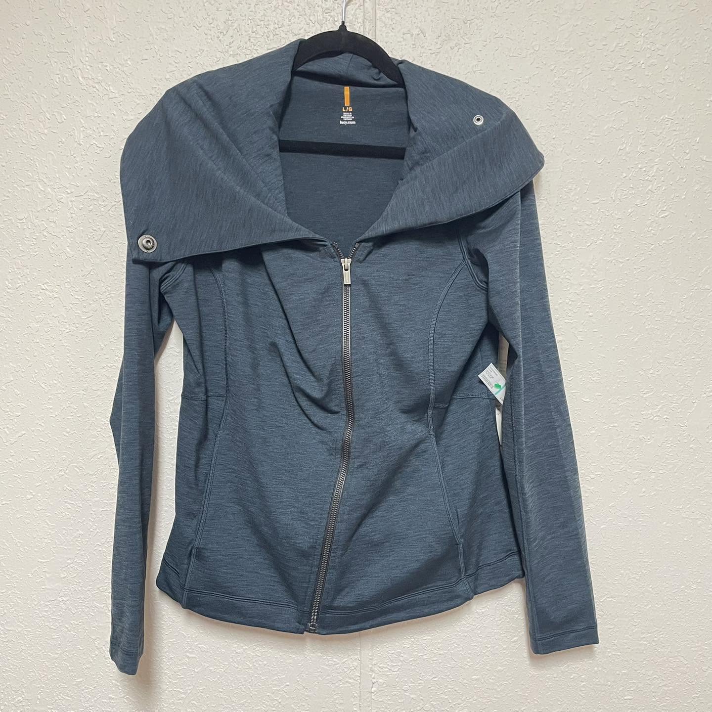 Activewear Lucy Size Large
