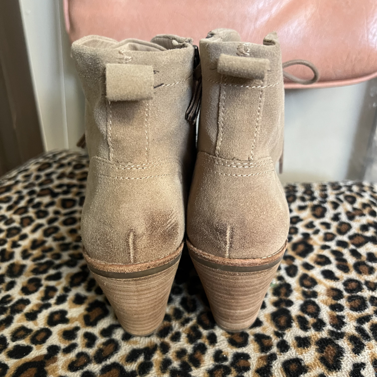 Boots Sofft Size 7