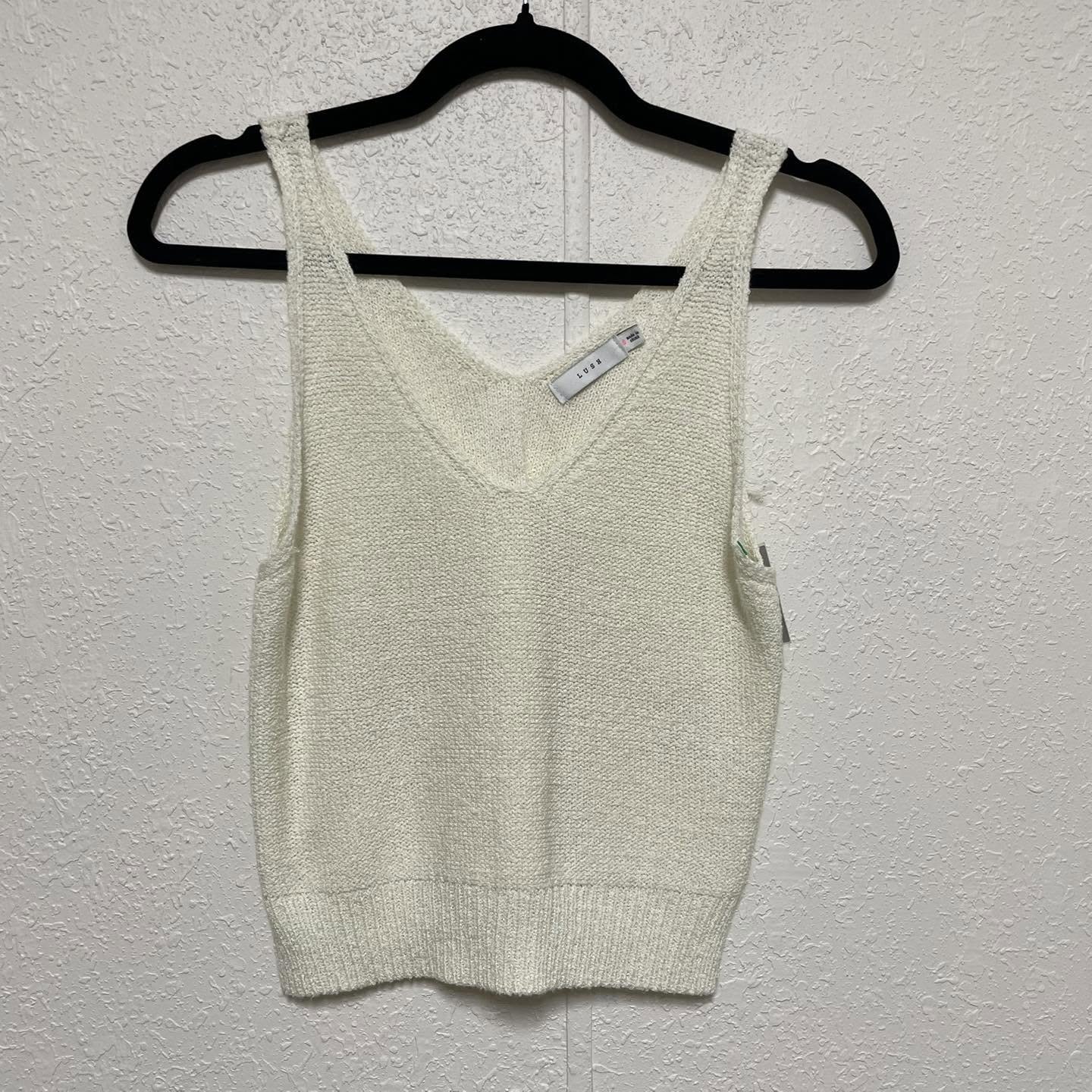 Tank Top Lush Size Small