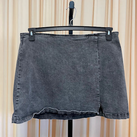 Skirts wild fable Size 18