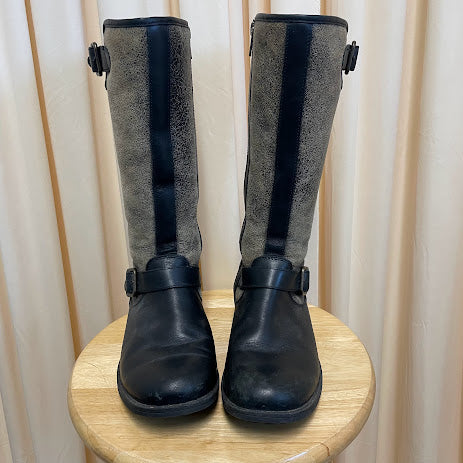 Boots UGG Size 7.5