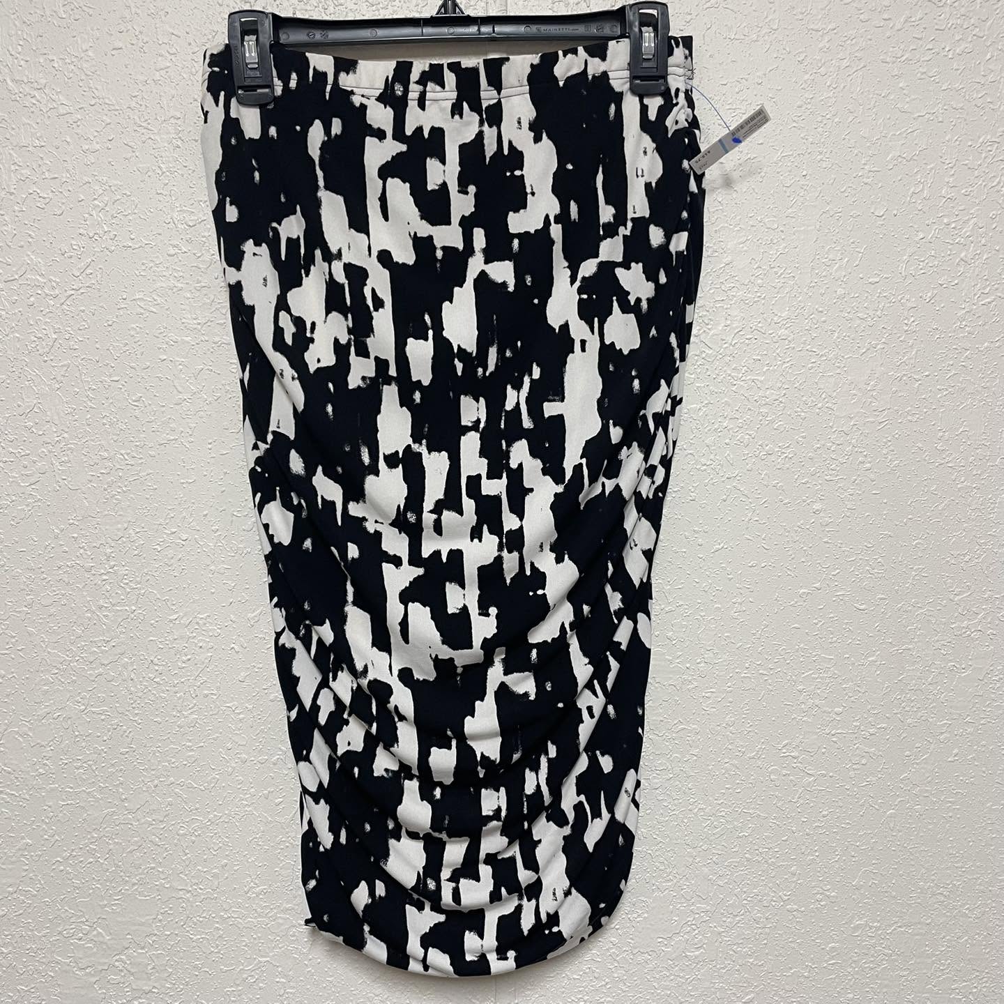 Skirts Vince Camuto Size Medium