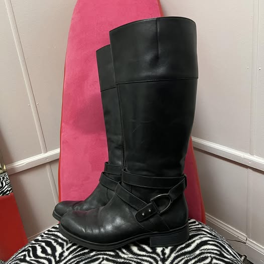 Boots Bandolino Size 8