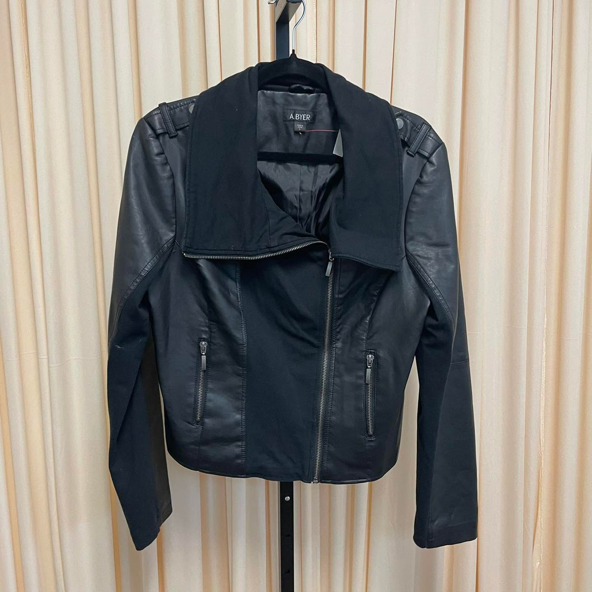 Jackets A. Byer Size Large