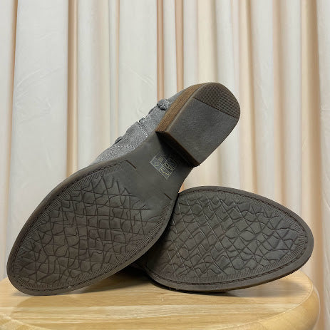 Booties not rated Size 10