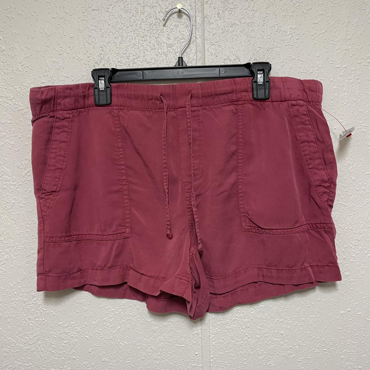 Shorts Gap Size Medium