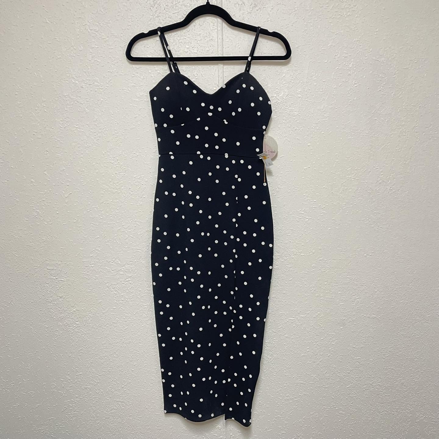 Dresses Full Circle Trends Size Small