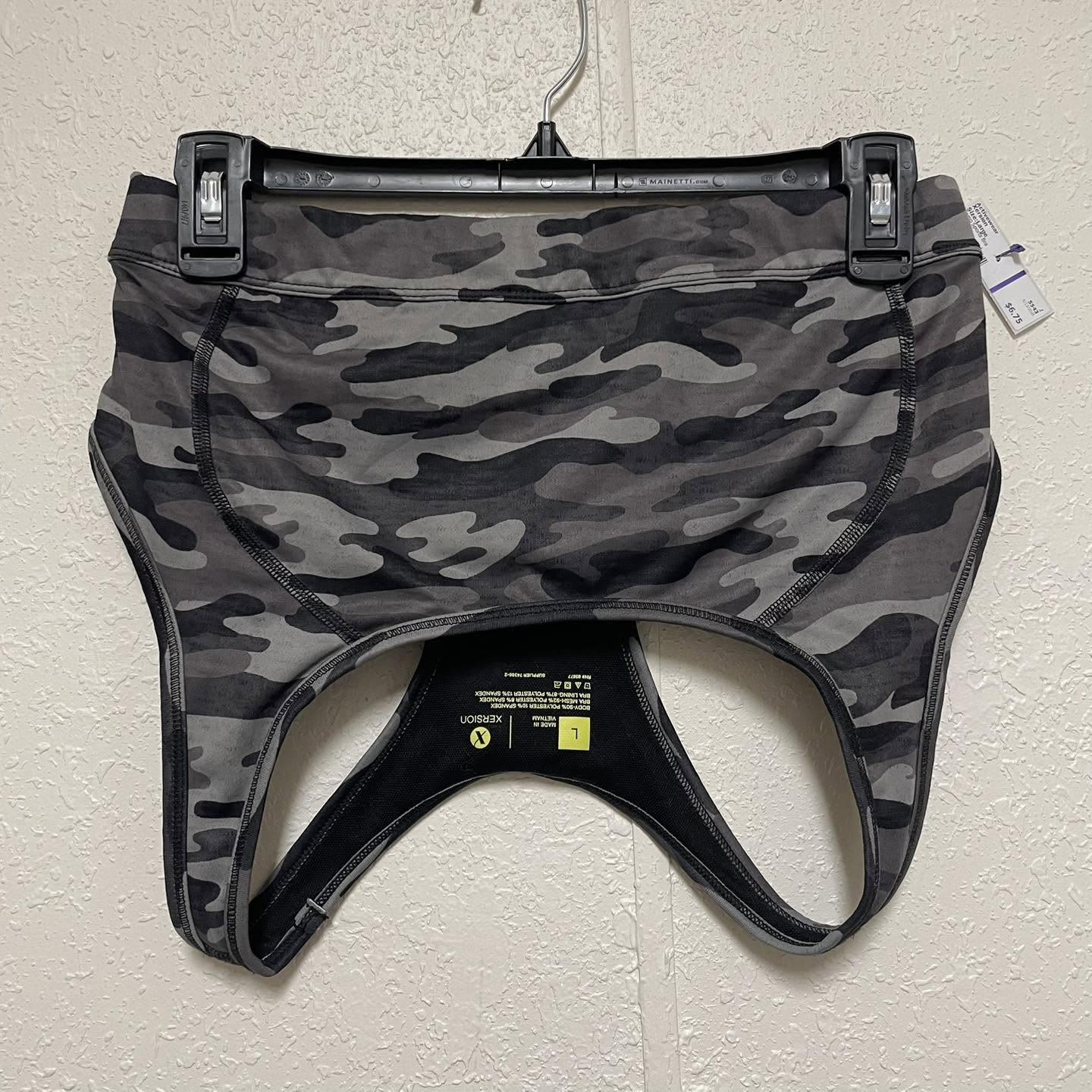 Activewear Xersion Size Large