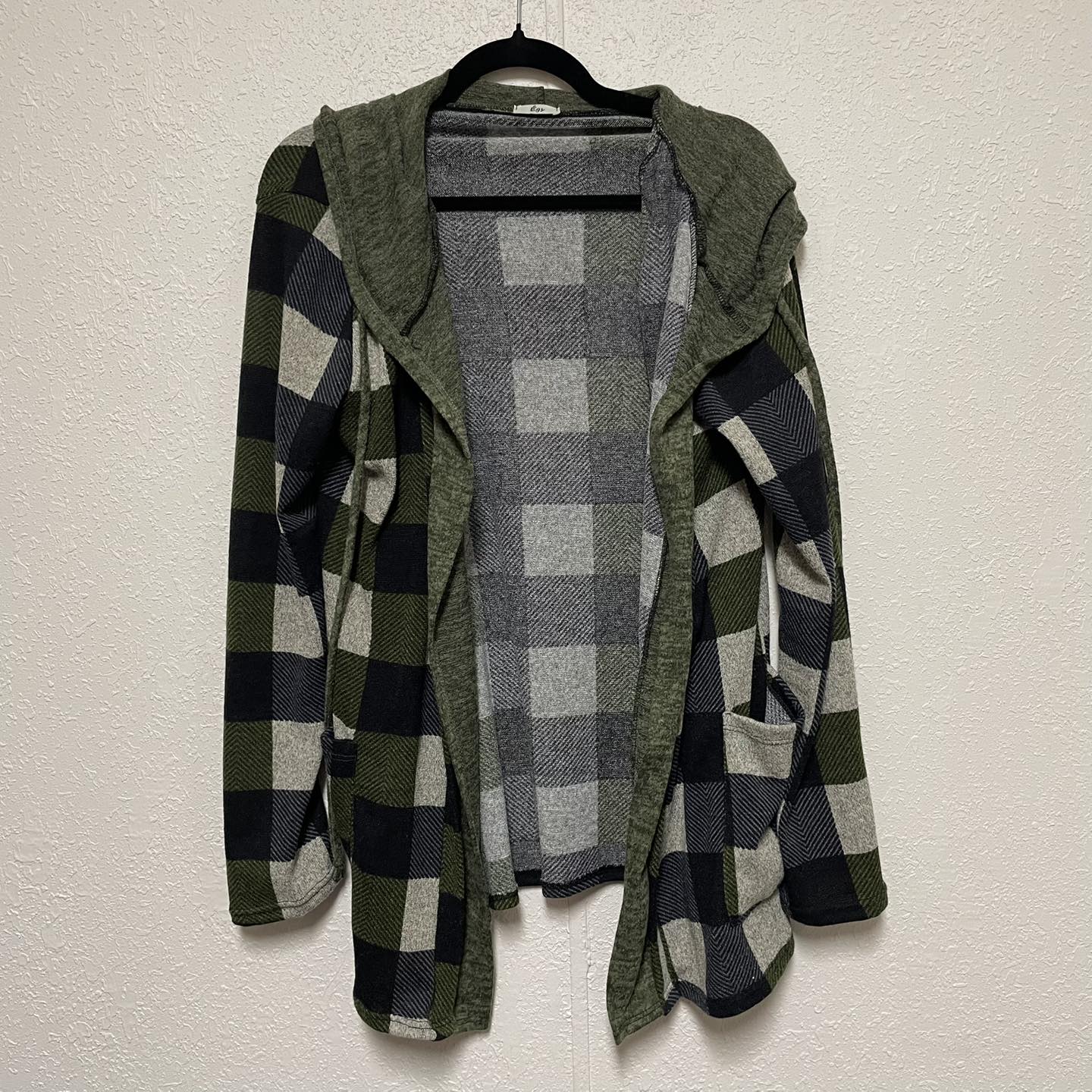 Cardigans Egs Size Large