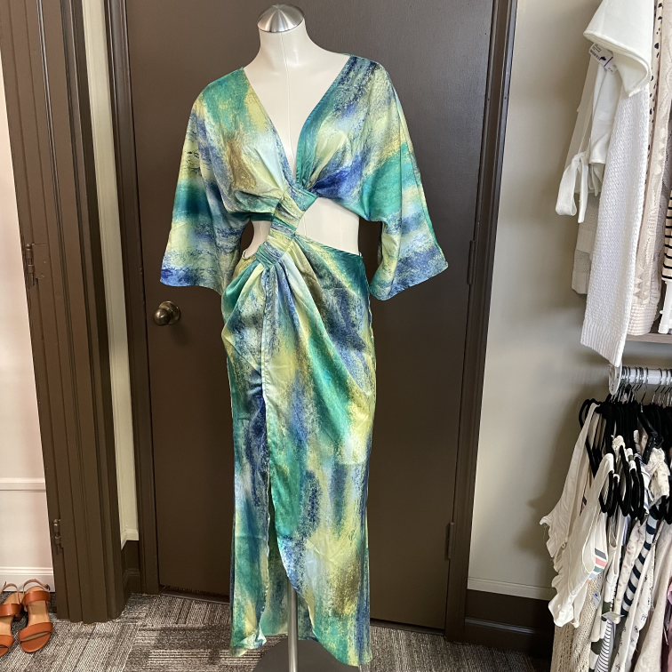 Dresses Luxxel Size Small