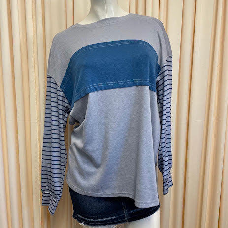 Top . Size Small