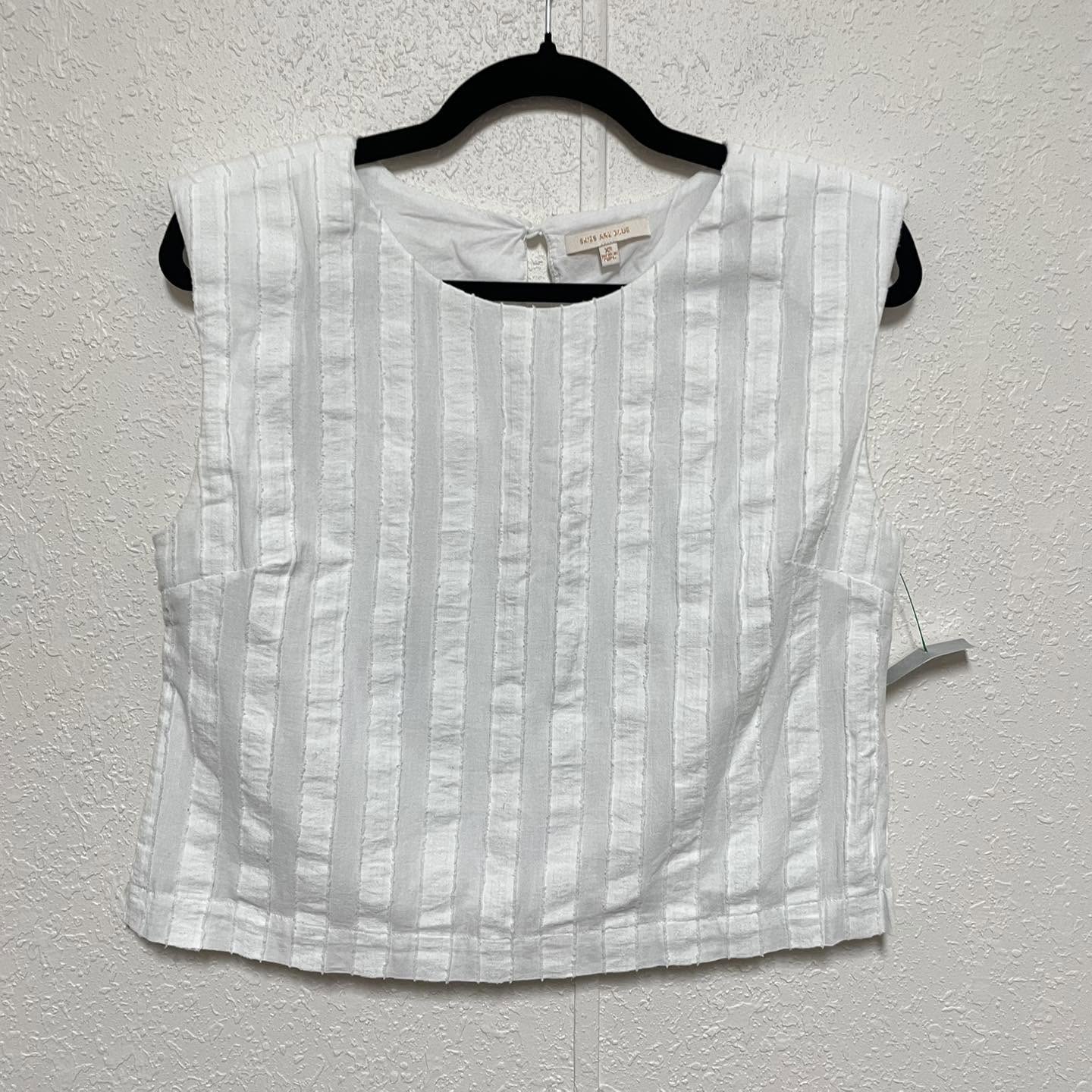 Top Skies Are Blue Size XS