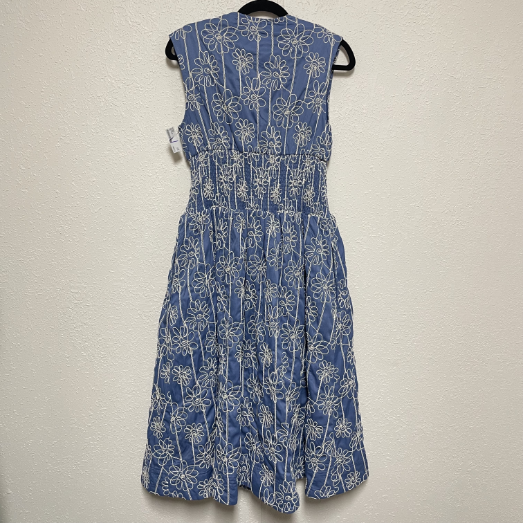 Dresses aureum Size Small