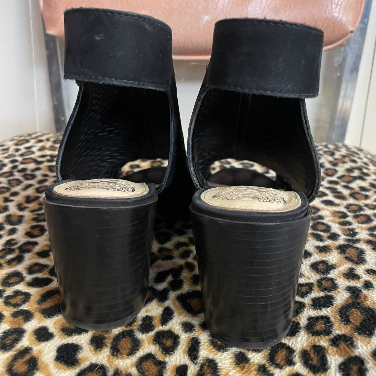 Heels Vince Camuto Size 5.5