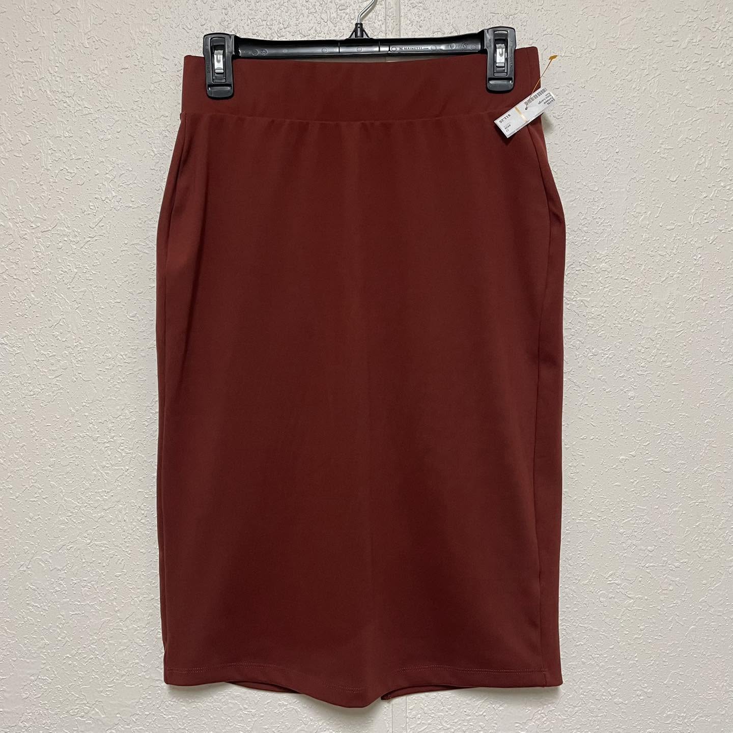 Skirts Zenana Size Large