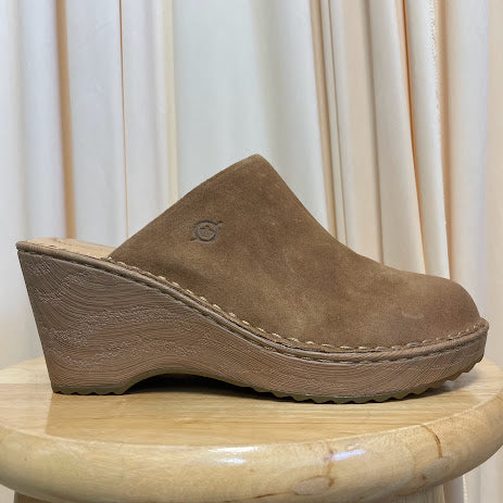 Clogs Born Size 8