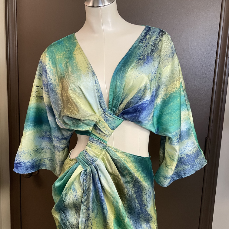 Dresses Luxxel Size Small