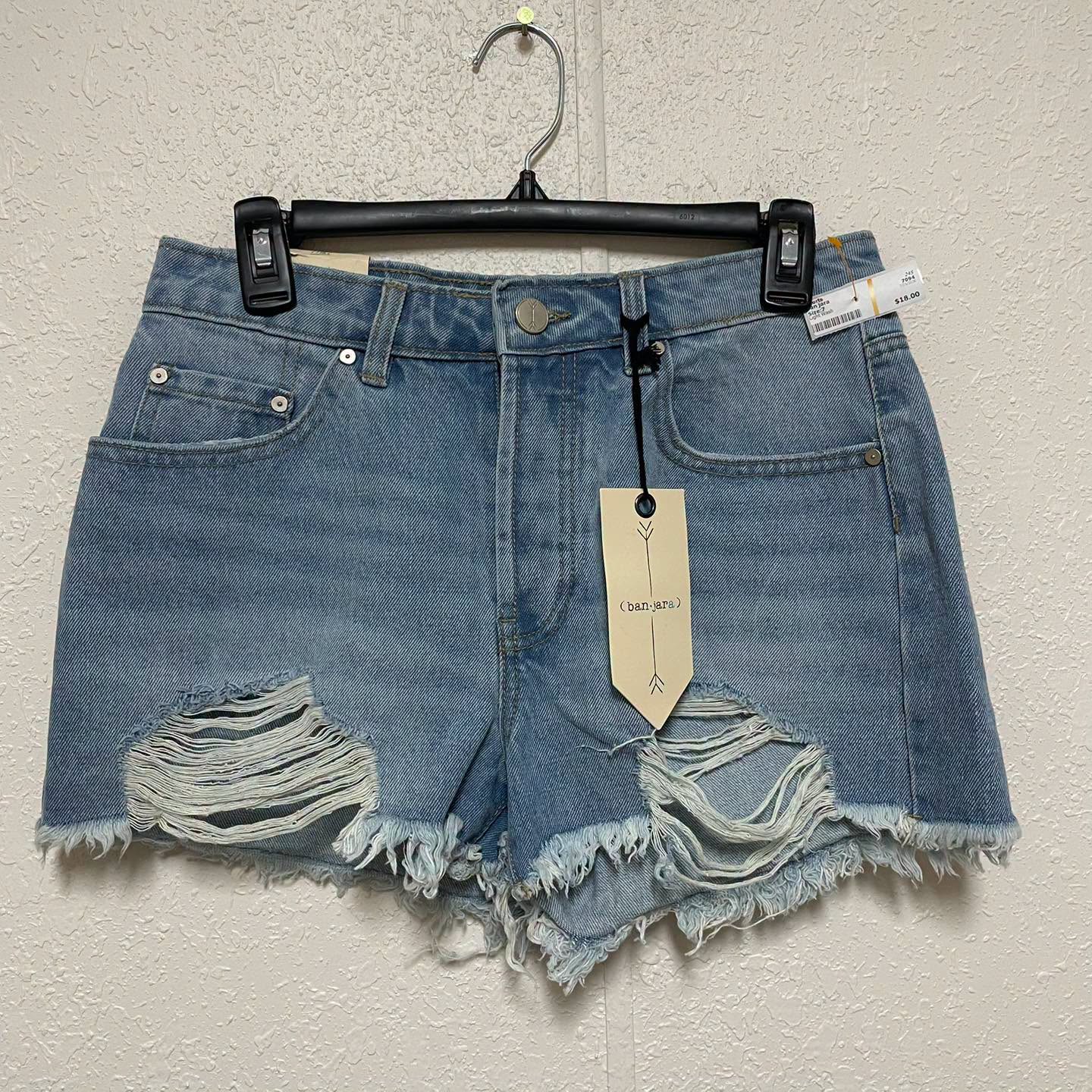Shorts ban jara Size 7