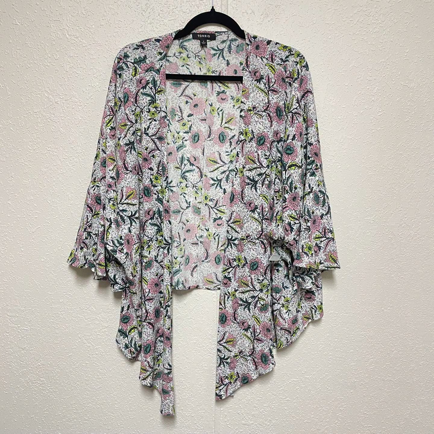 Cardigans Torrid Size 1