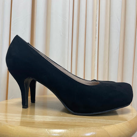 Heels Dream Apparel Size 9.5