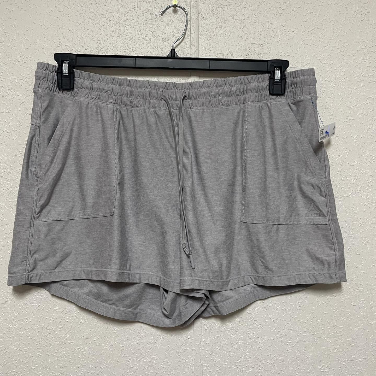 Activewear Reebok Size 2XL