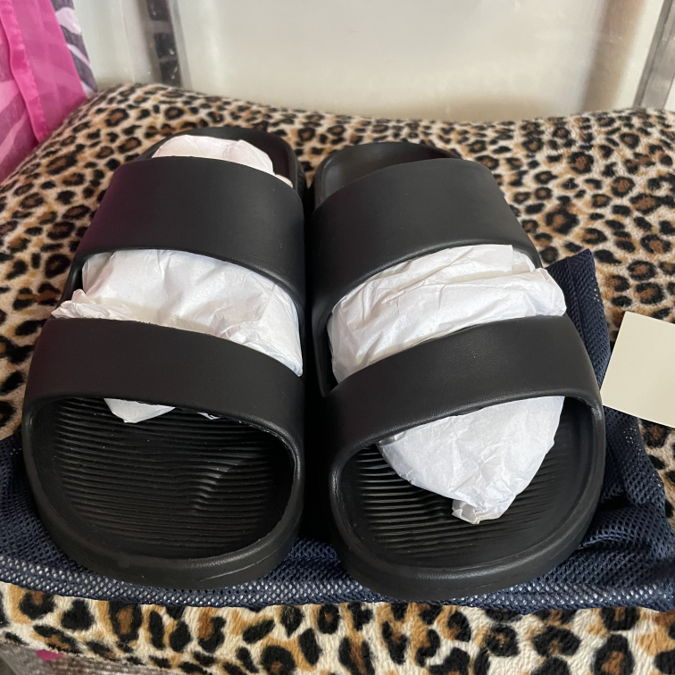 Sandals Bombas Size 10