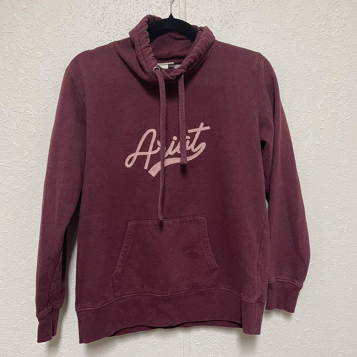 Sweaters Ariat Size S/M