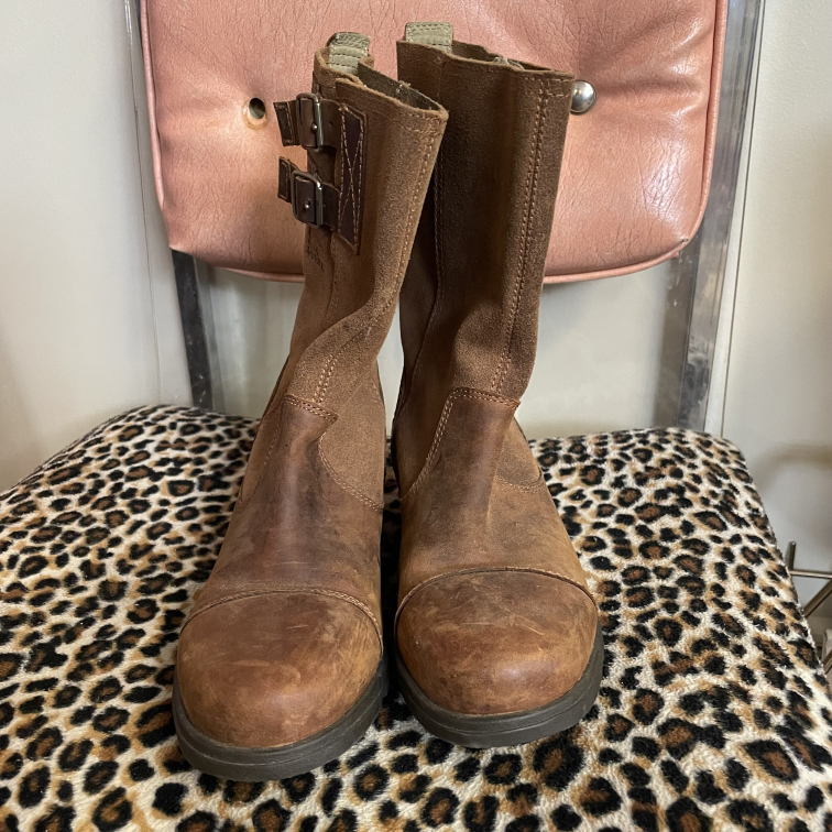 Boots Sorel Size 7