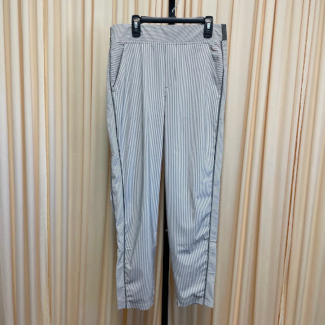 Activewear Athleta Size 6