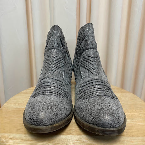 Booties not rated Size 10