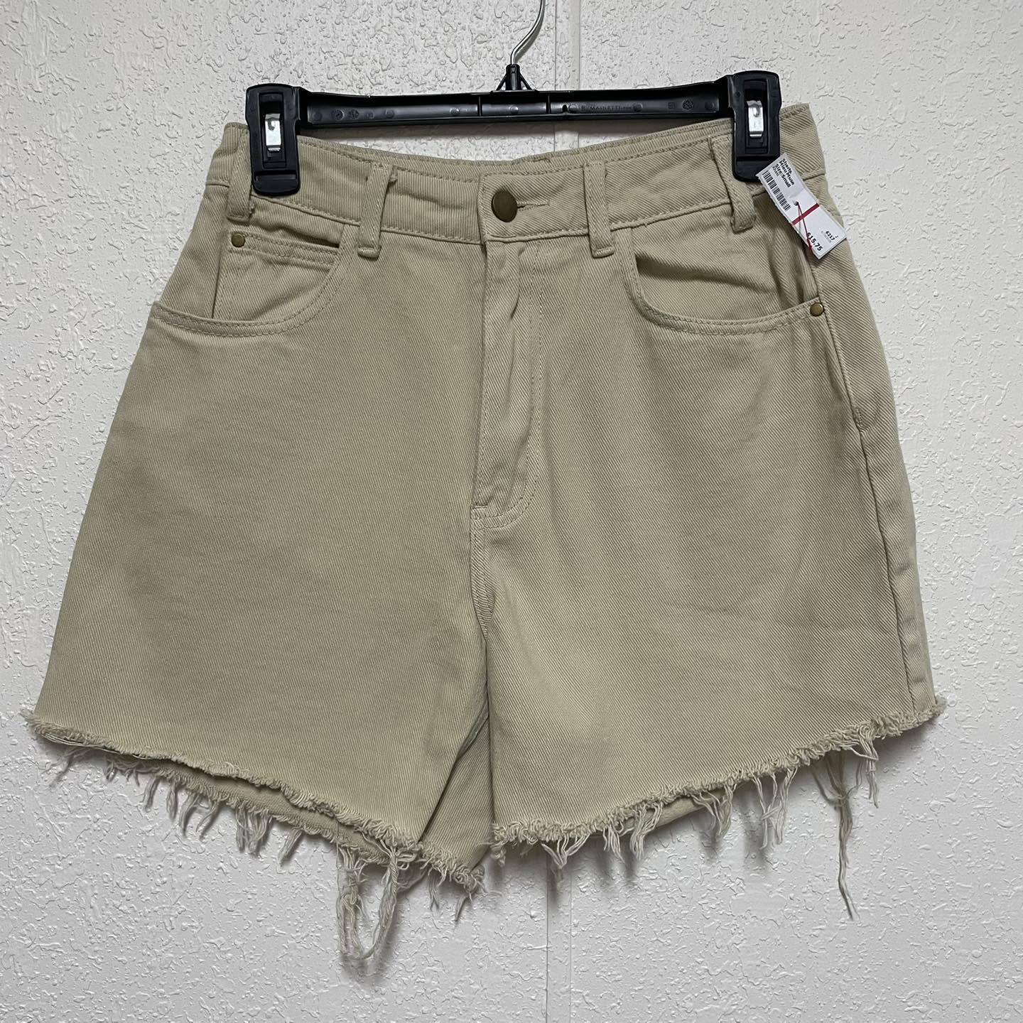 Shorts Miou Muse Size Small