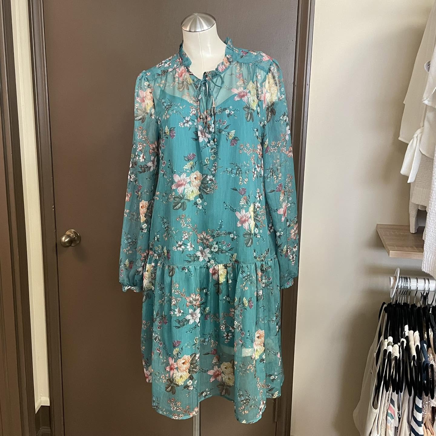 Dresses Maeve Size Large
