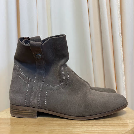 Booties Frye & Co Size 7.5