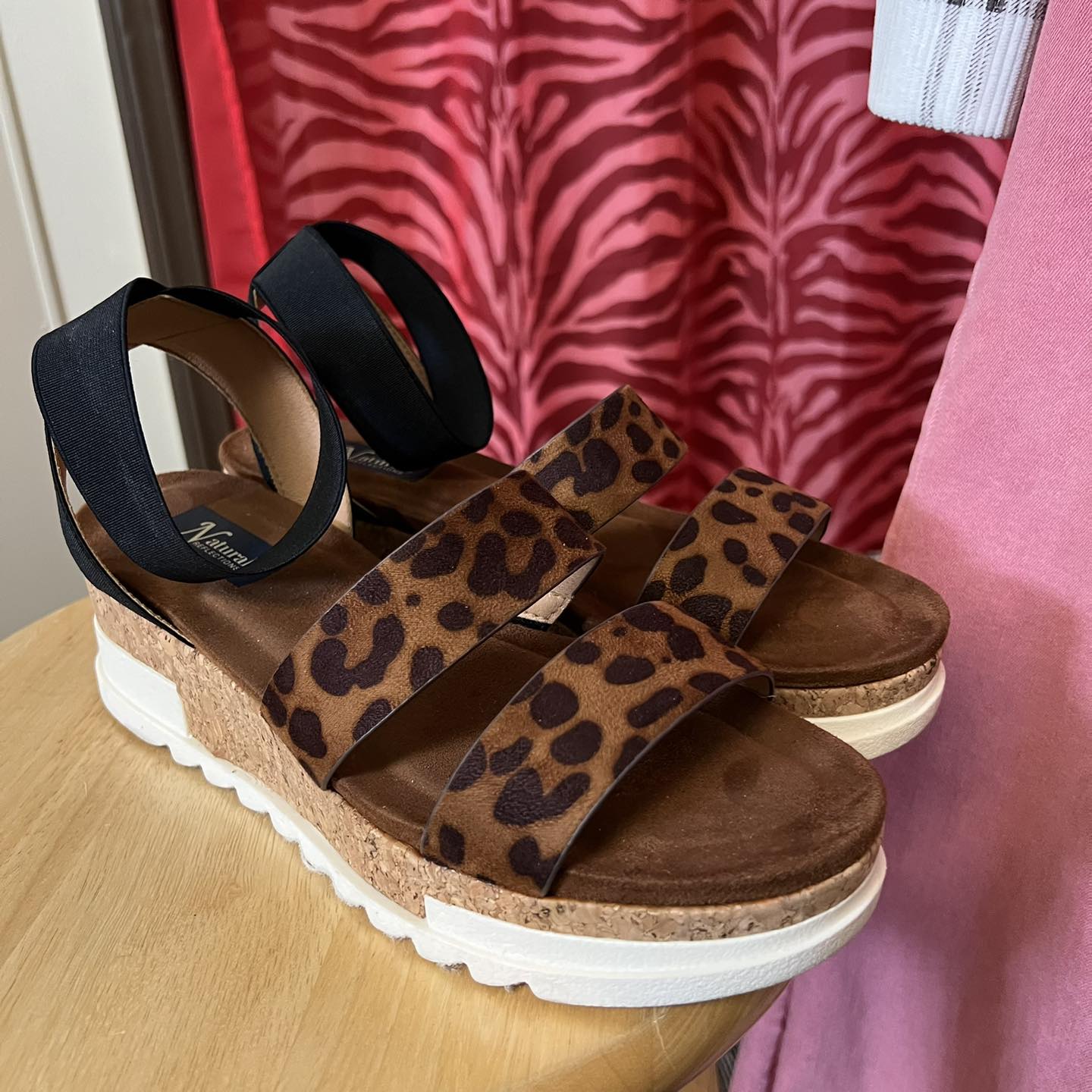 Sandals Naturalizer Size 11