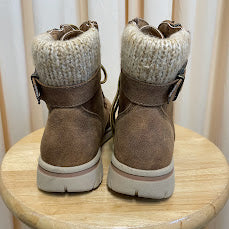 Boots Cliffs Size 7.5