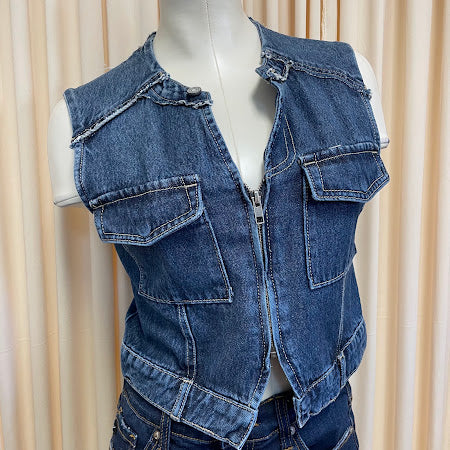 Vests Hidden Size Small