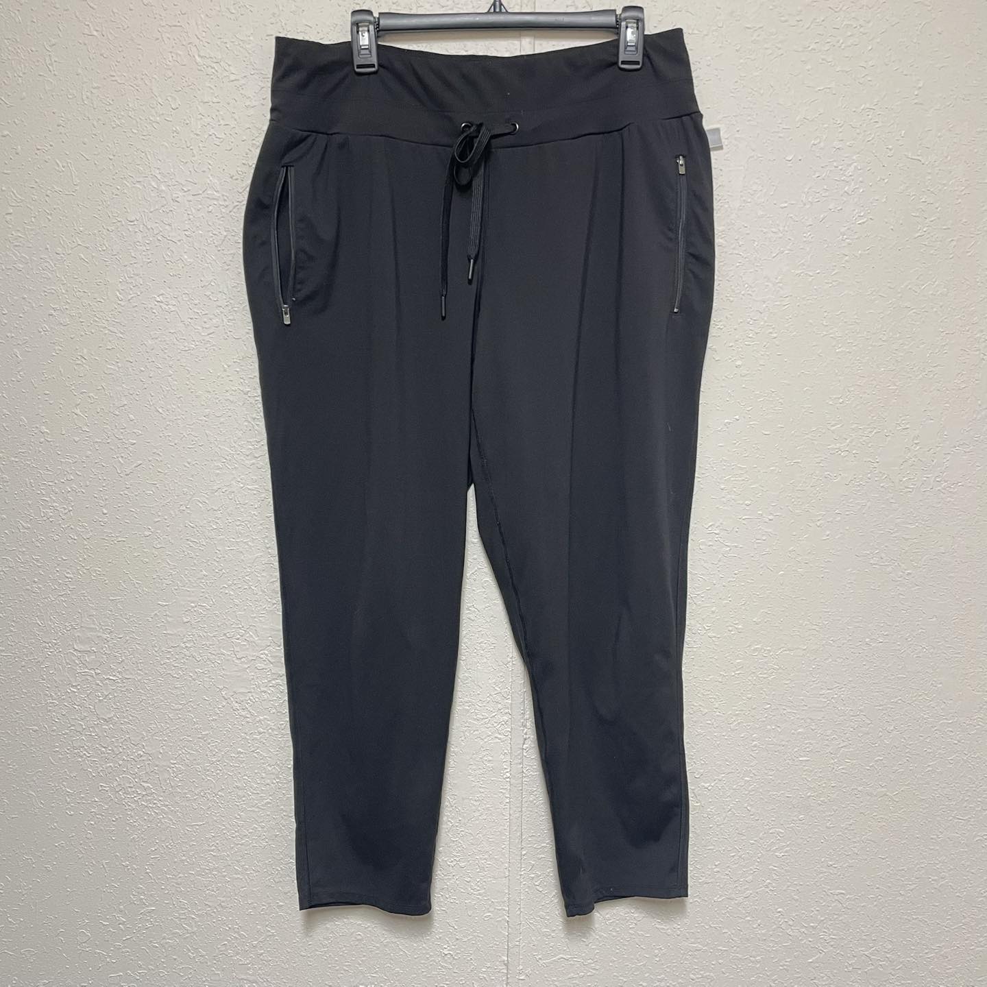 Activewear Maurices Size XL