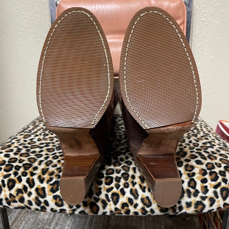 Boots Zodiac Size 8