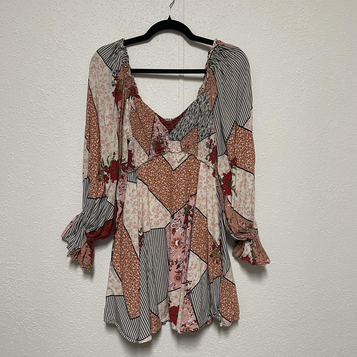 Dresses FATE Size Medium