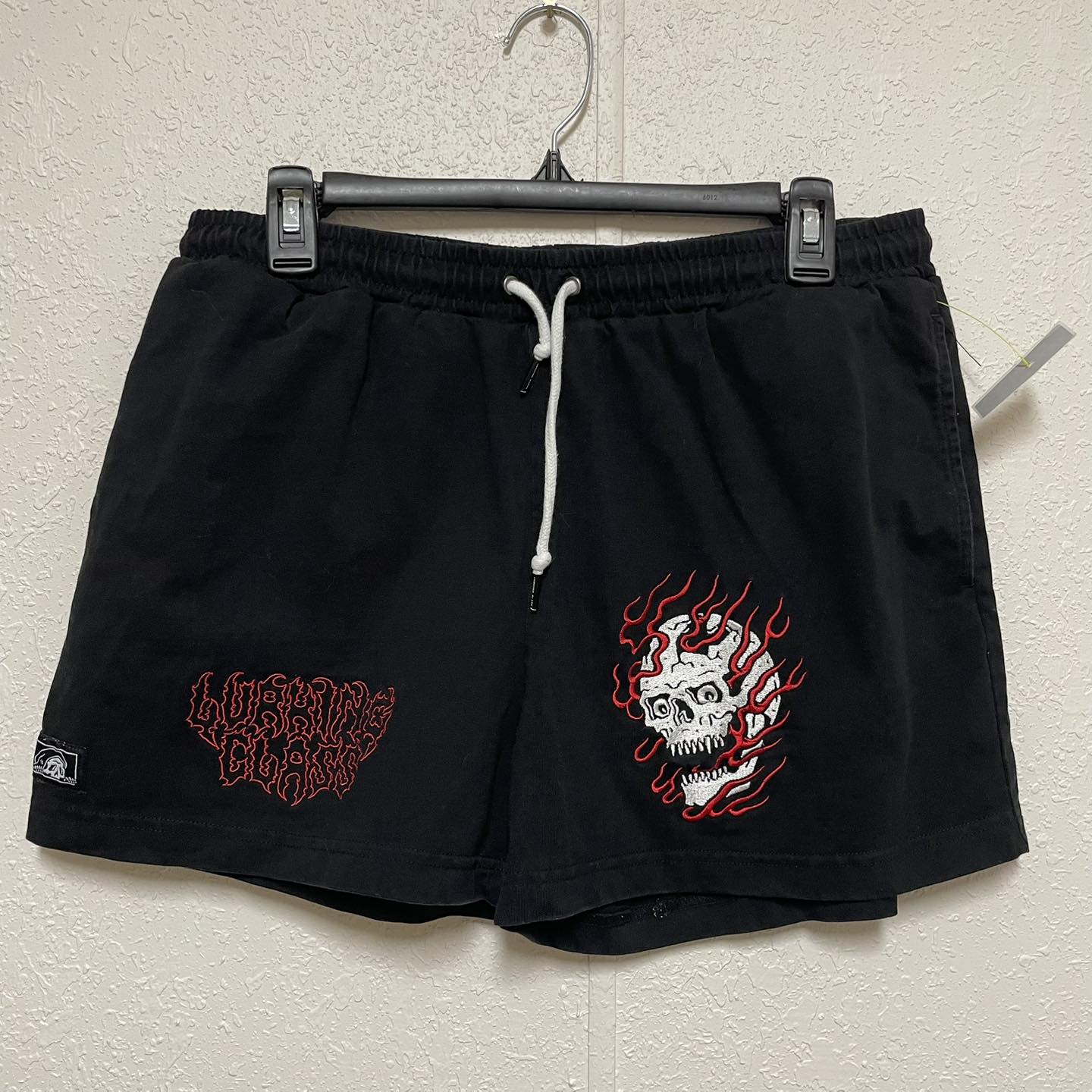 Shorts Lurking Class Size Large