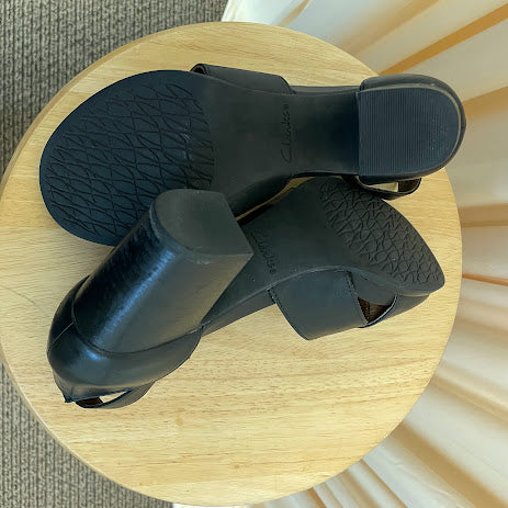 Heels Clarks Size 7.5