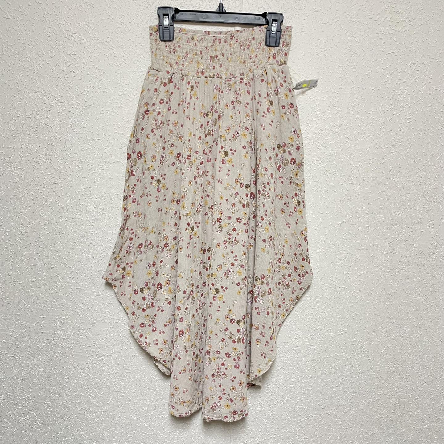 Skirts Final Touch Size Small