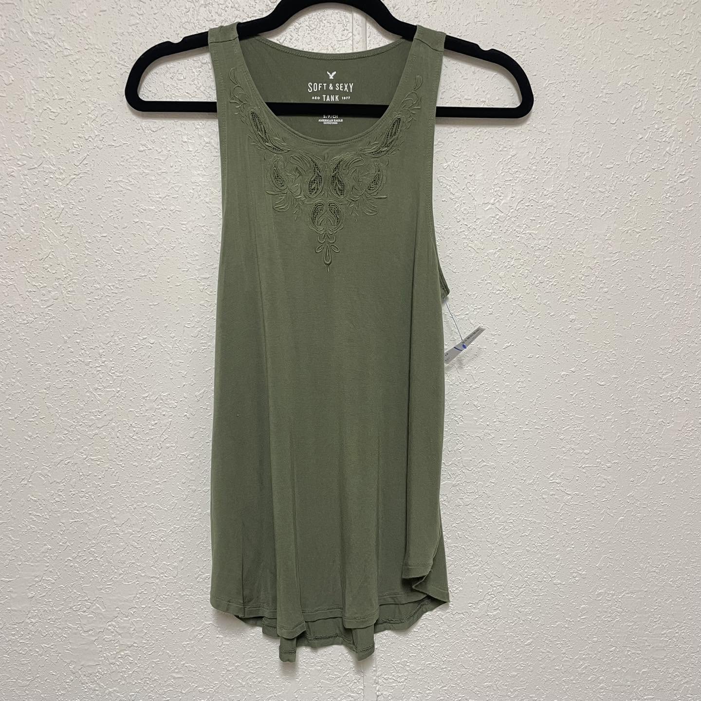 Tank Top American Eagle Size Small