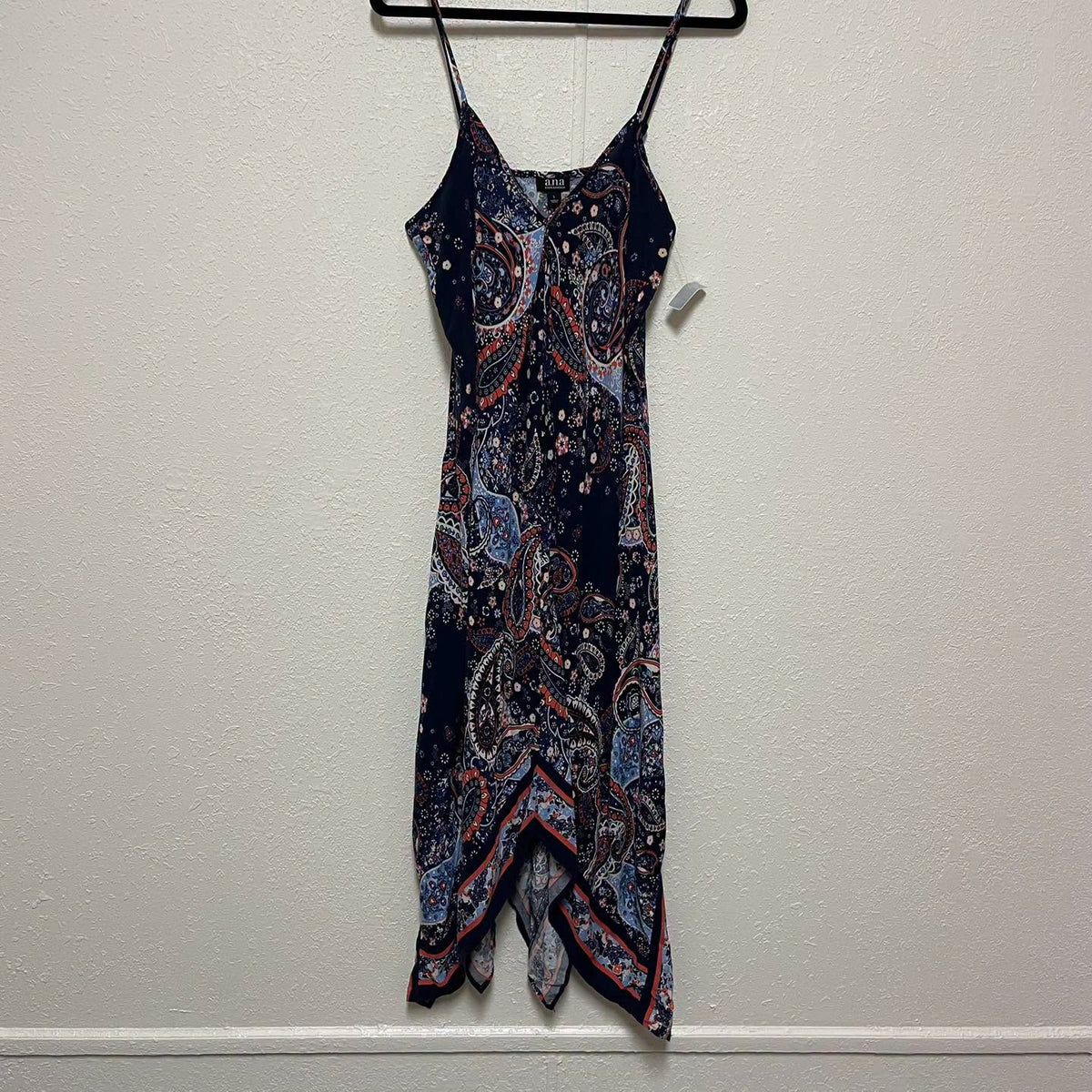 Dresses a.n.a Size Large