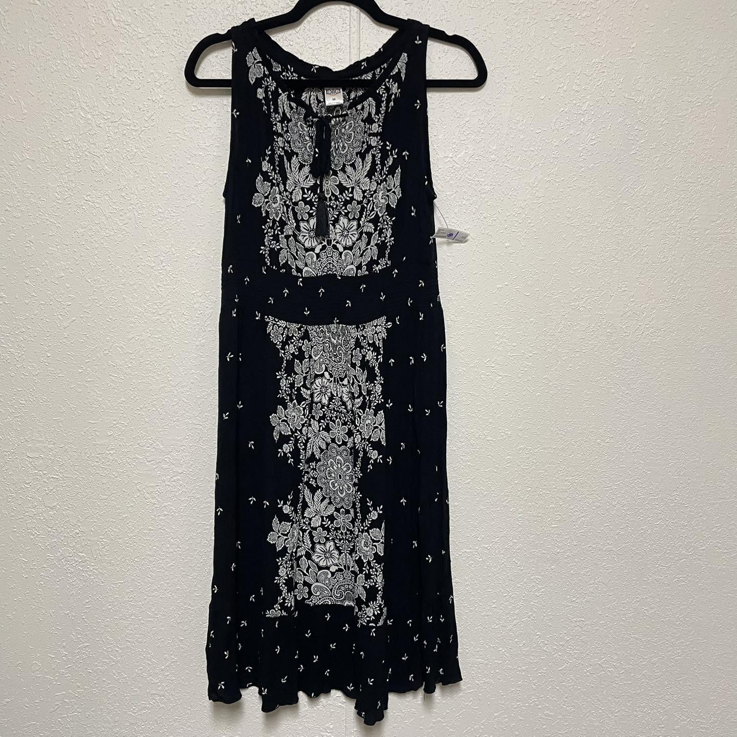 Dresses Bila Size Medium