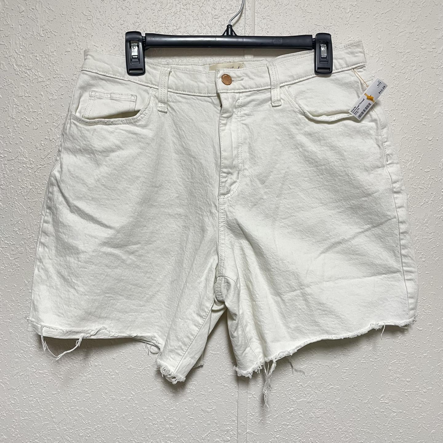 Shorts Universal Thread Size 11